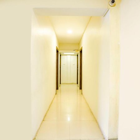 ホテル Fabexpress Kuber - Nr Apmc Vashi, ナビムンバイ エクステリア 写真
